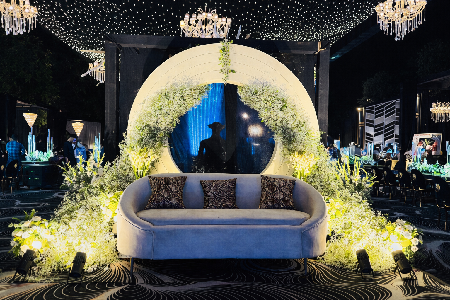Lucky-tent-house-wedding-decoration.png